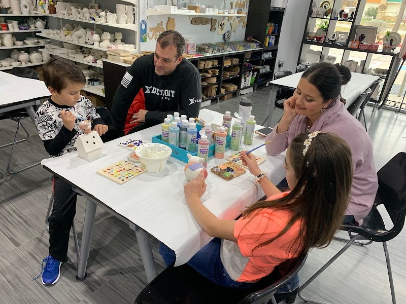 Make Expression - Photo 4