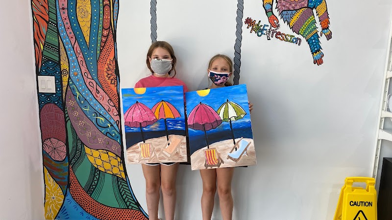 Make Expression - Photo 5