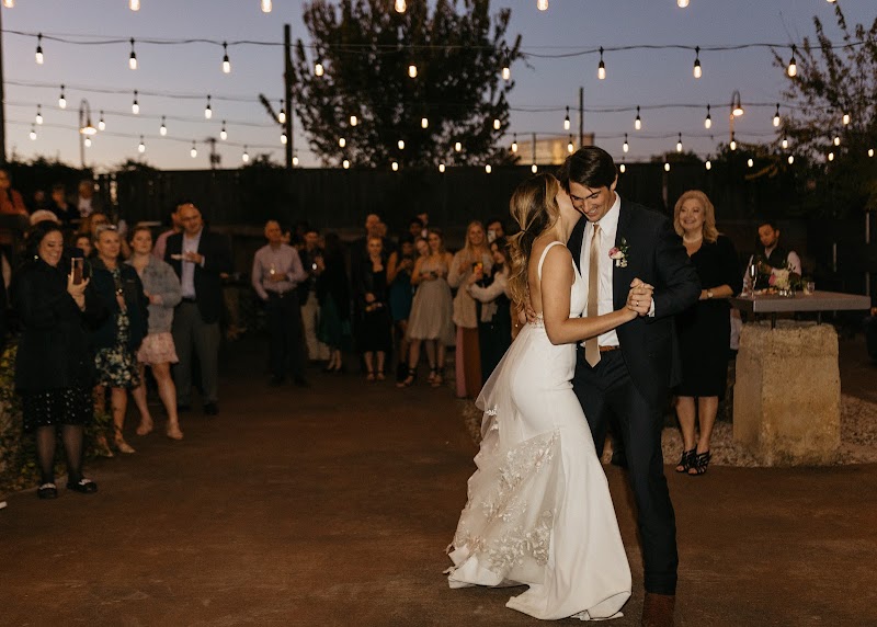 Artspace111 - Photo 3