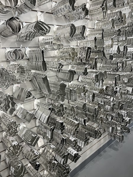 Cake Carousel - Photo 3