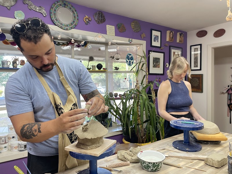 Carmela Muguerza Ceramic Studio - Photo 2