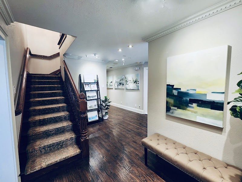 Chloe Mae Studios - Photo 3