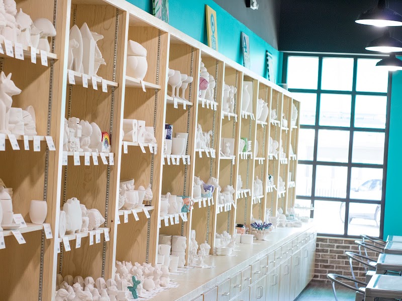 Cloth & Glaze Painting Studio - Photo 2