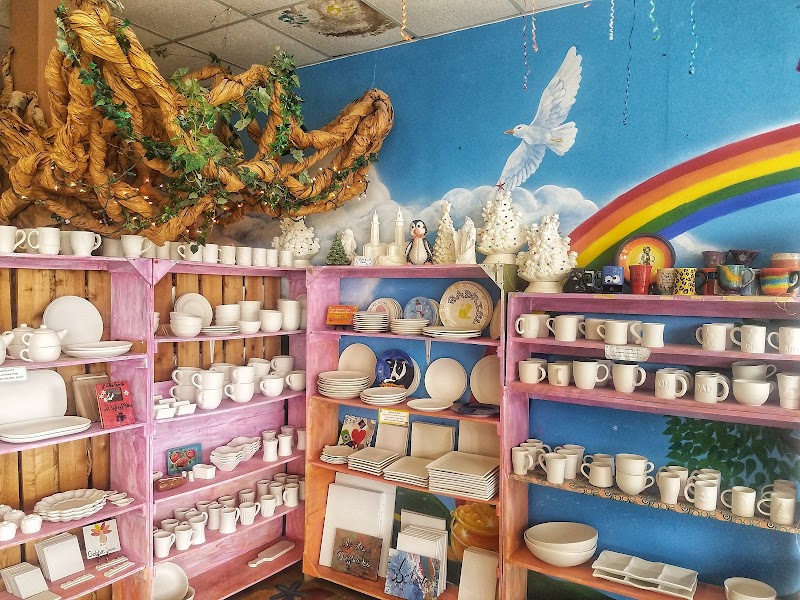 Creative Hands - Photo 3