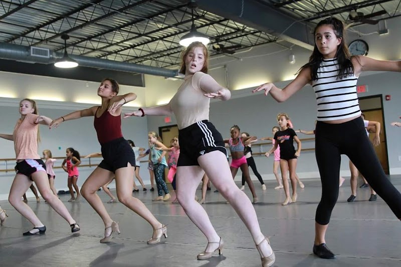 Dance Du Coeur Sugar Land Dance Studio - Photo 3