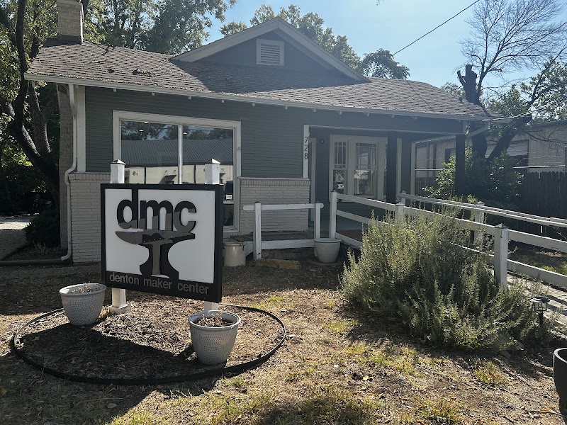 Denton Maker Center - Photo 2