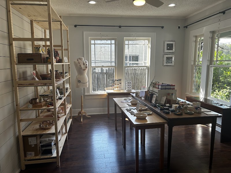 Denton Maker Center - Photo 3