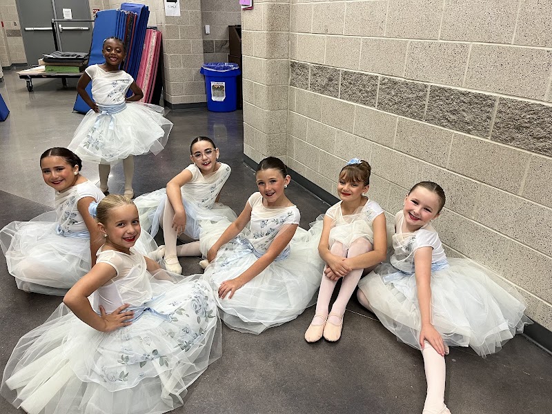 Earle Cobb Dance Studio Inc - Photo 5