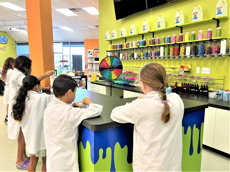 Funtastik Labs - Slime, Science & Art Studio - Photo 2