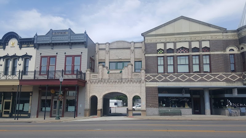 Holder Dane Gallery & Art Studios - Photo 5