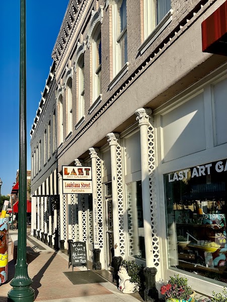 Last Art Gallery - Photo 3