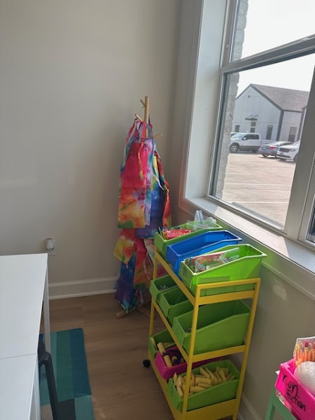 More Than Art Studio - Photo 3