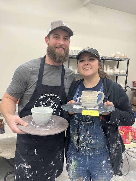 Don's Pottery Shop - Photo 5