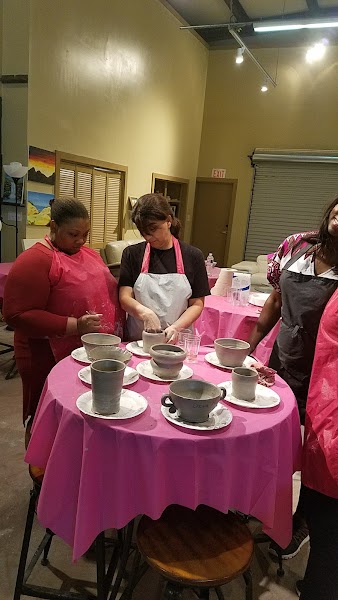 Katy Paint and Pottery Studio - Photo 4