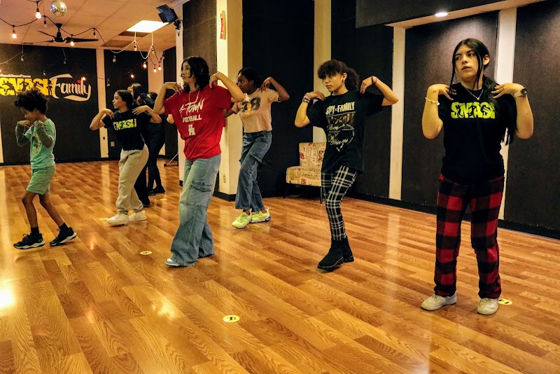 SMASH Dance Fitness Kids and Adults San Antonio - Photo 2
