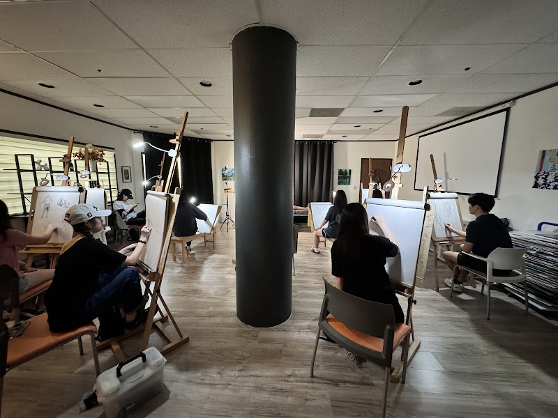 Stray Point Art Academy - Photo 2