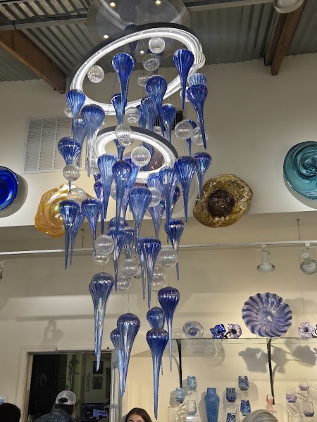 Vetro Glassblowing Studio & Gallery - Photo 3