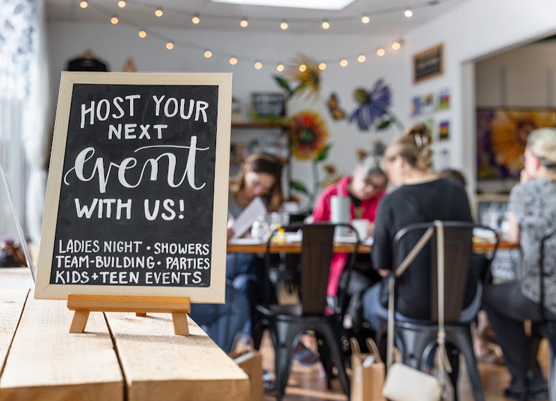 Wildflower Art Studio - Photo 4