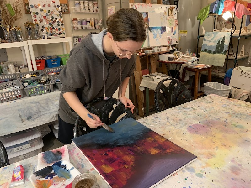 Young At Art Children's Creative Center